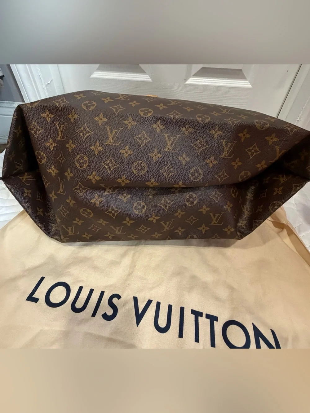 Louis Vuitton Brown Monogram Tote Bag with Vachetta Leather Handles 100%Authenti